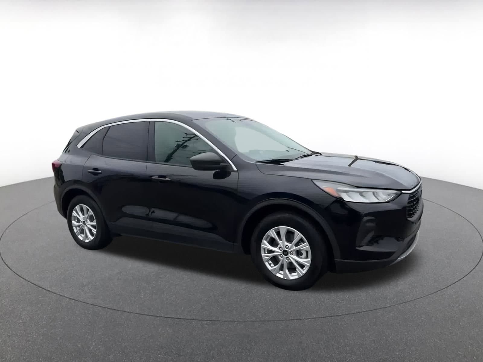 Thumbnail: 2024 Ford Escape - 2