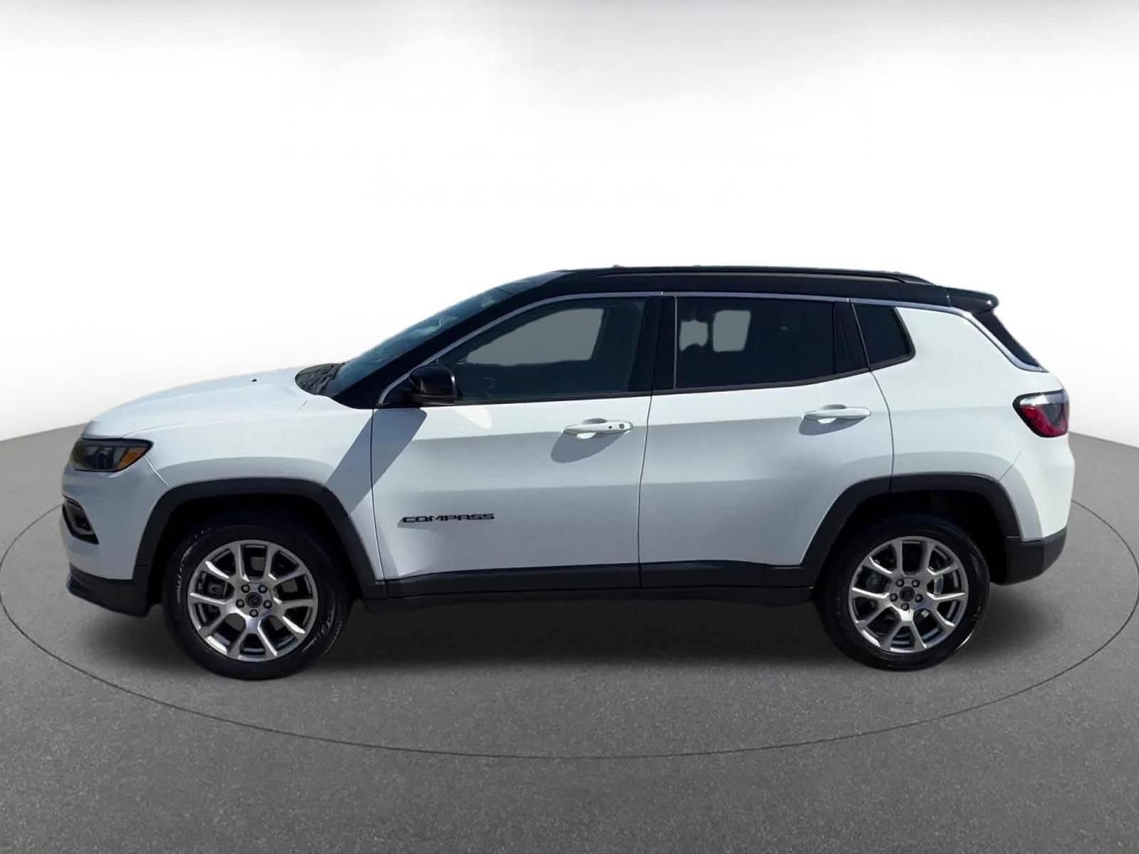 Thumbnail: 2025 Jeep Compass - 7