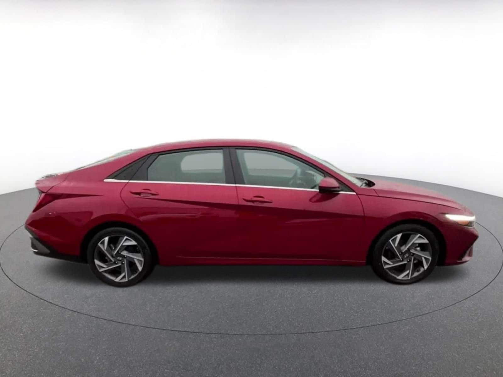 Thumbnail: 2025 Hyundai Elantra - 16