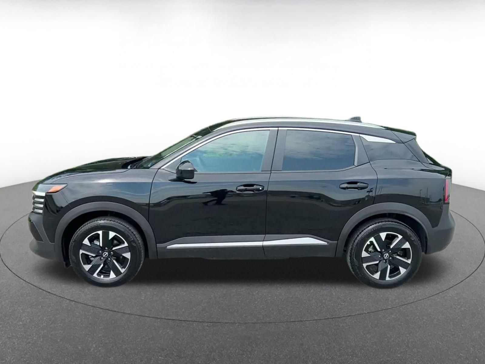 Thumbnail: 2026 Nissan Kicks - 7