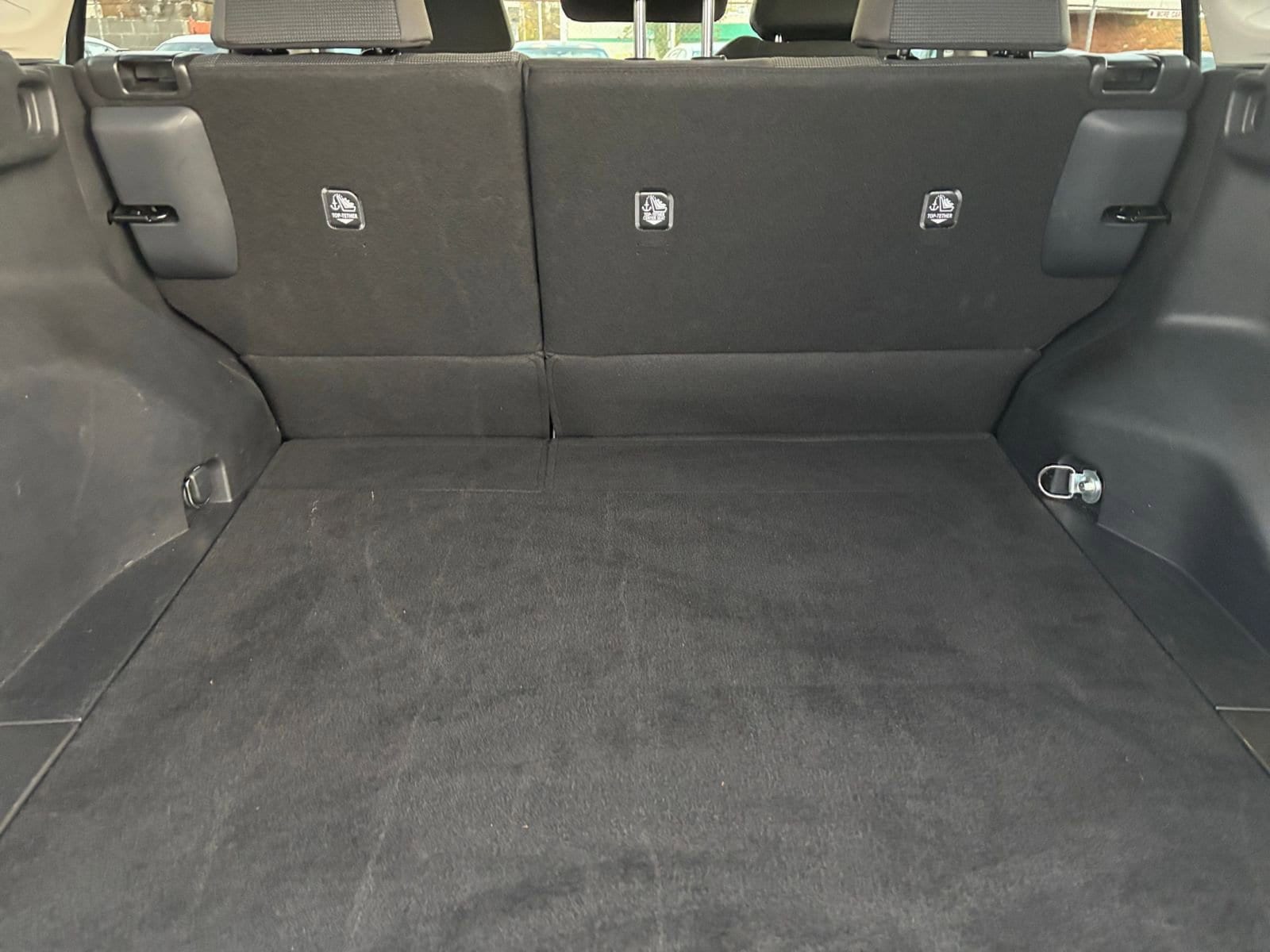 Thumbnail: 2025 Toyota RAV4 - 30