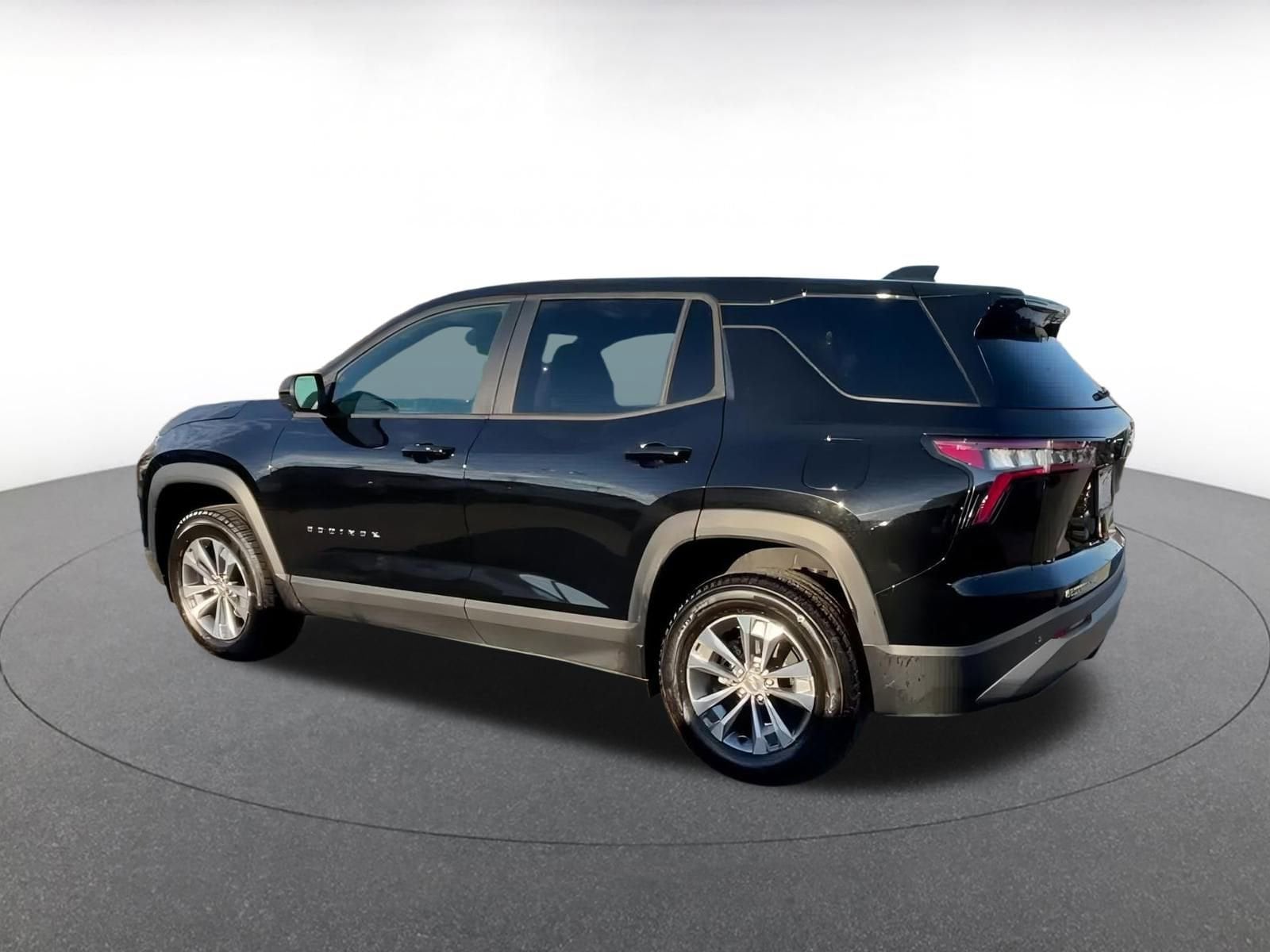 Thumbnail: 2025 Chevrolet Equinox - 10