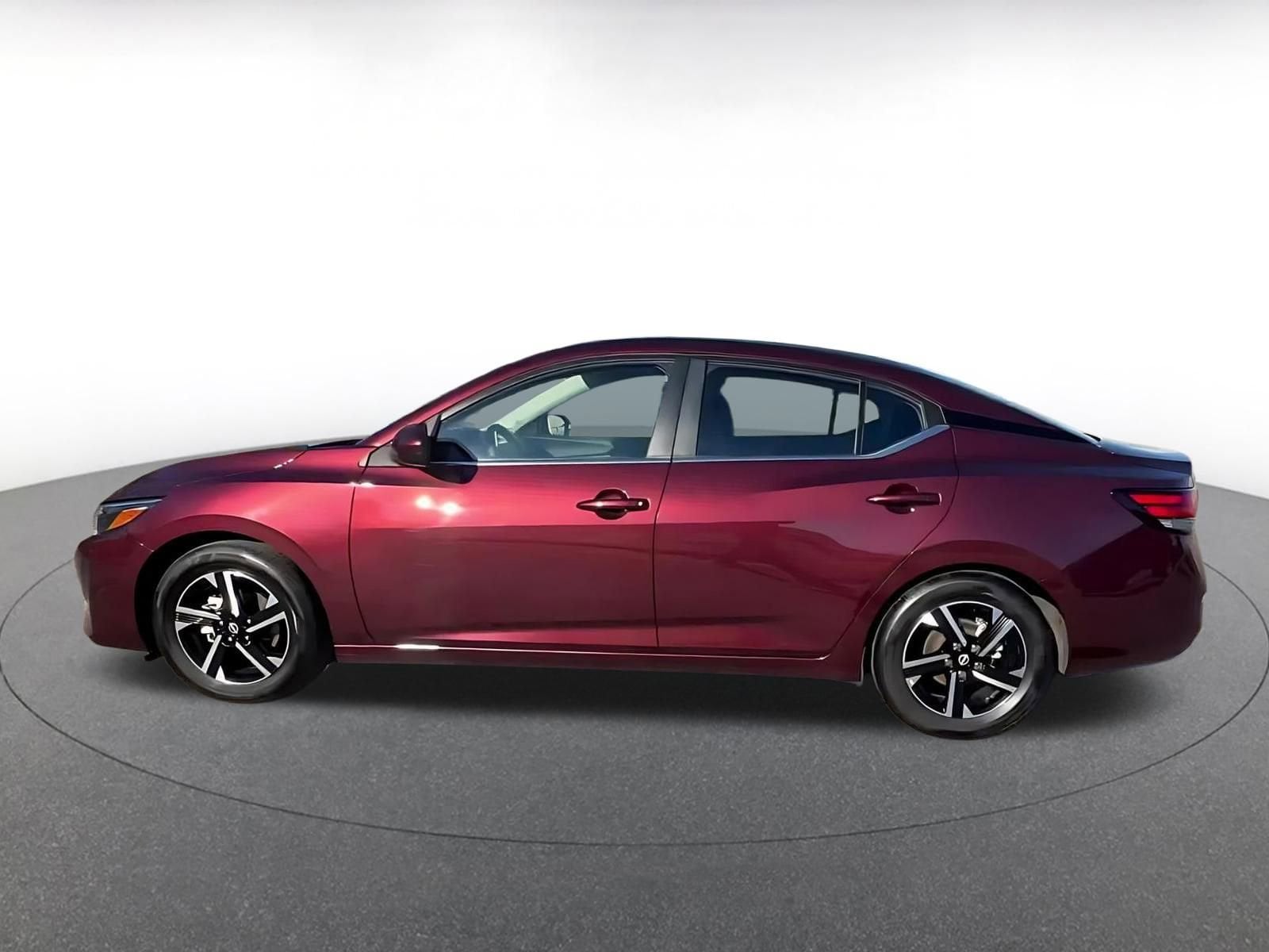 Thumbnail: 2025 Nissan Sentra - 9