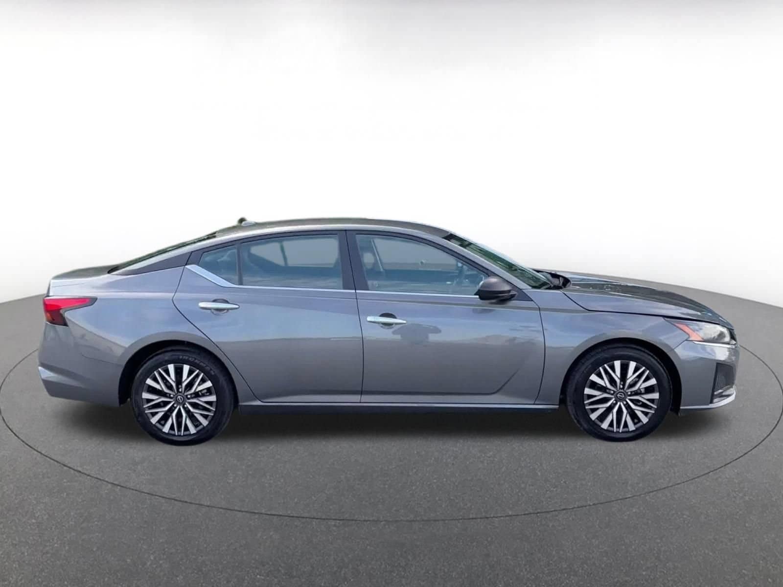 Thumbnail: 2025 Nissan Altima - 15
