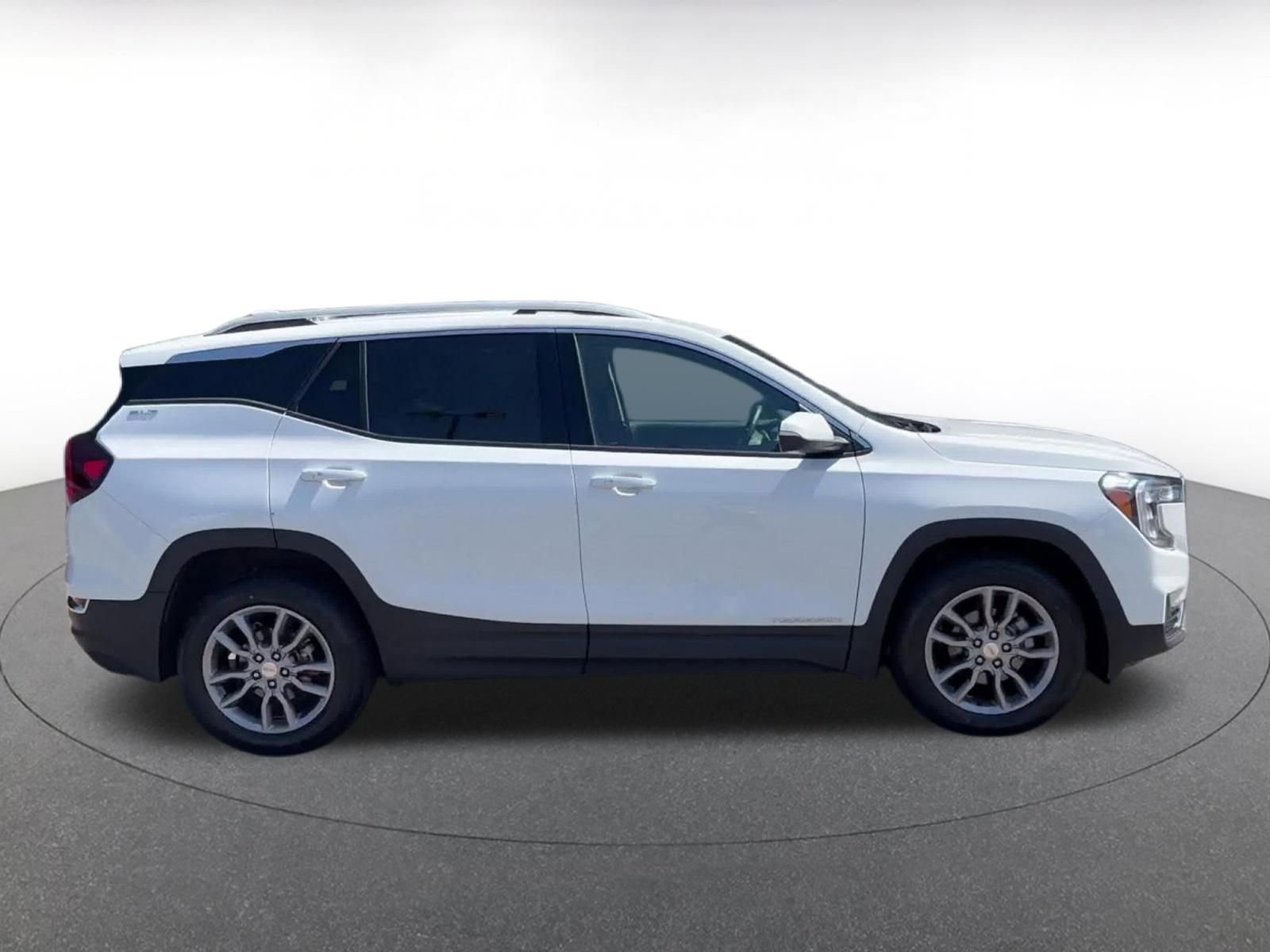 Thumbnail: 2024 GMC Terrain - 16