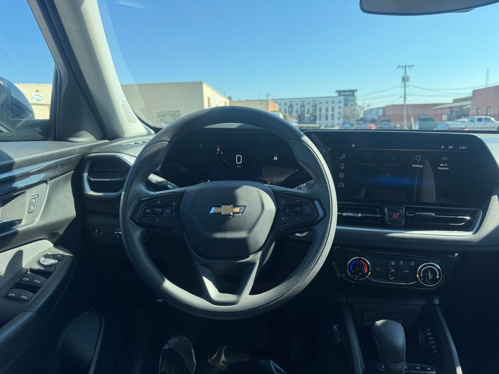 Thumbnail: 2025 Chevrolet TrailBlazer - 35