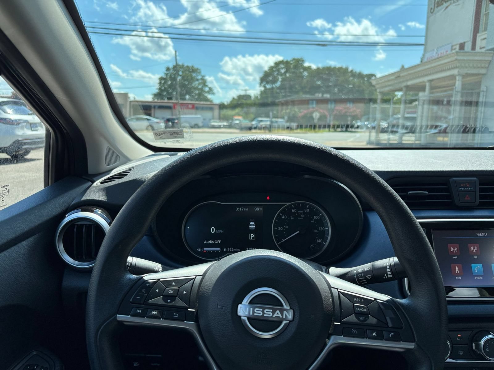 Thumbnail: 2025 Nissan Versa - 32