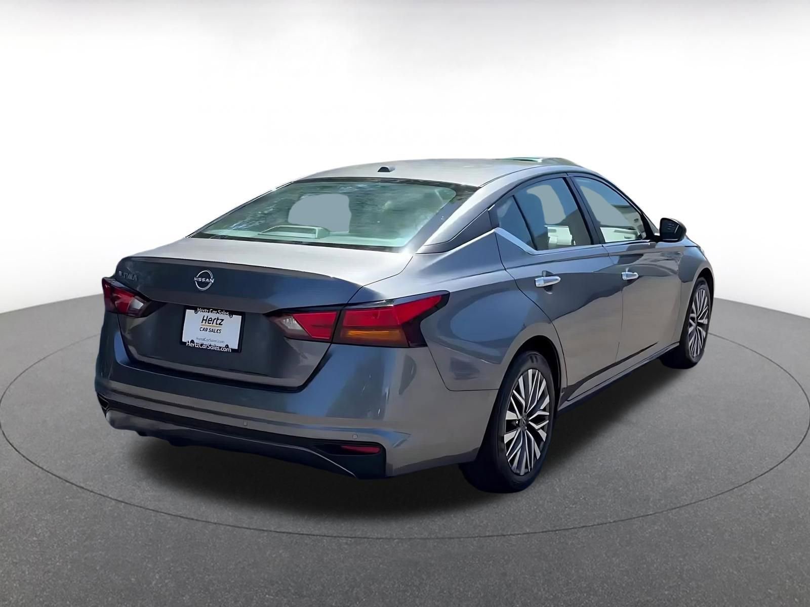 Thumbnail: 2025 Nissan Altima - 14