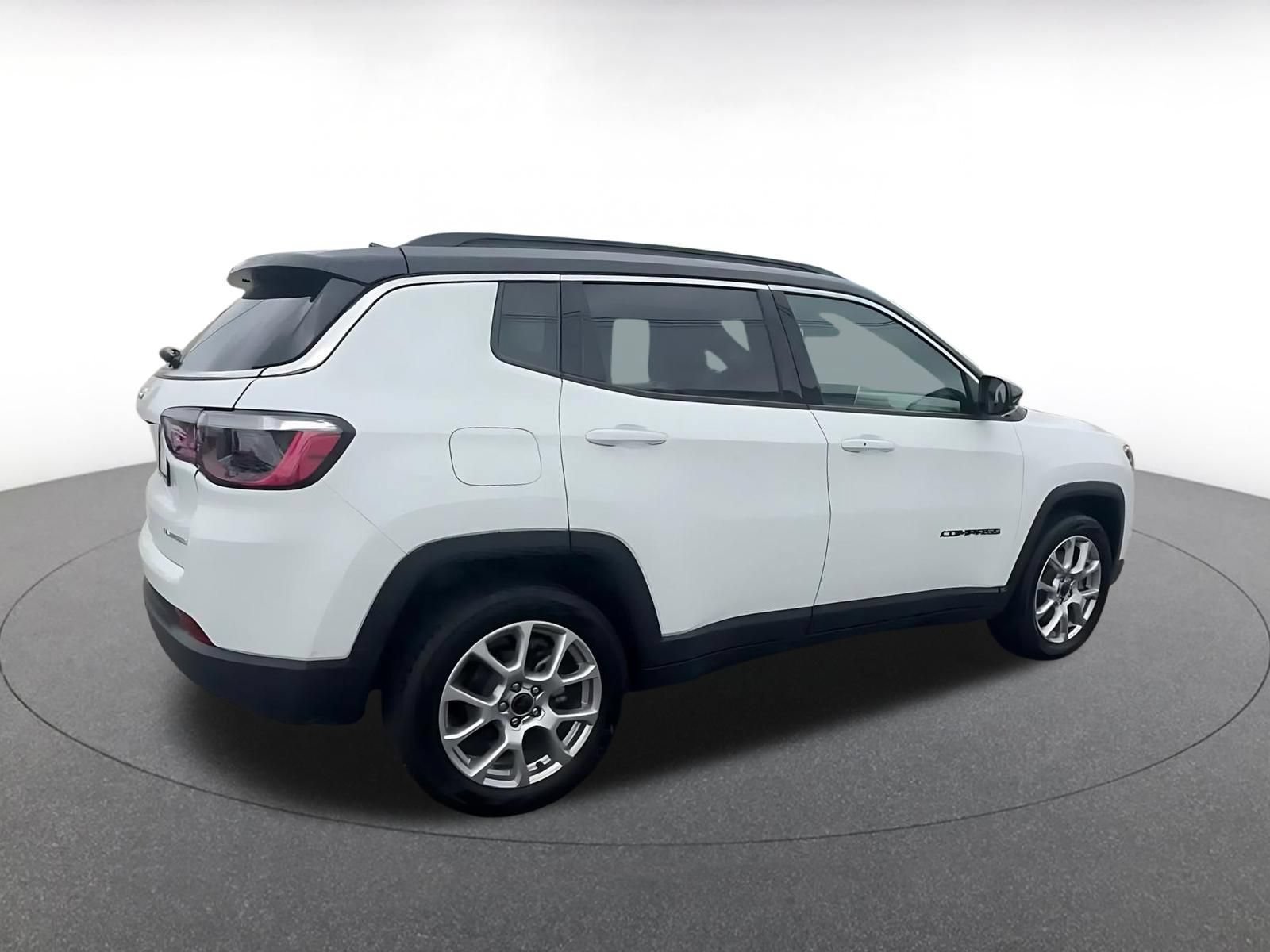 Thumbnail: 2025 Jeep Compass - 15
