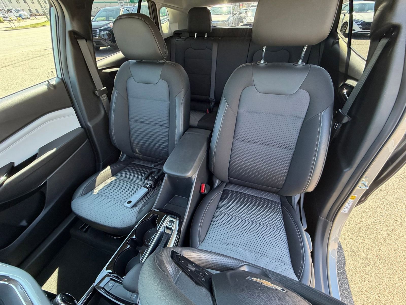 Thumbnail: 2025 Chevrolet Trax - 35