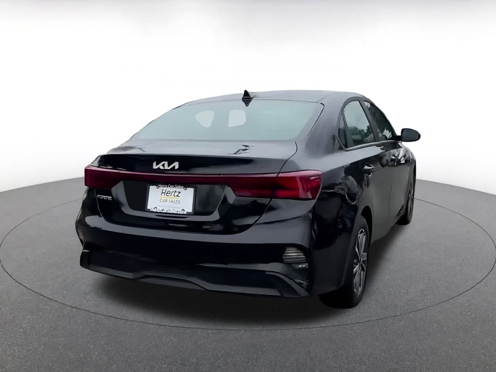 Thumbnail: 2024 Kia Forte - 14