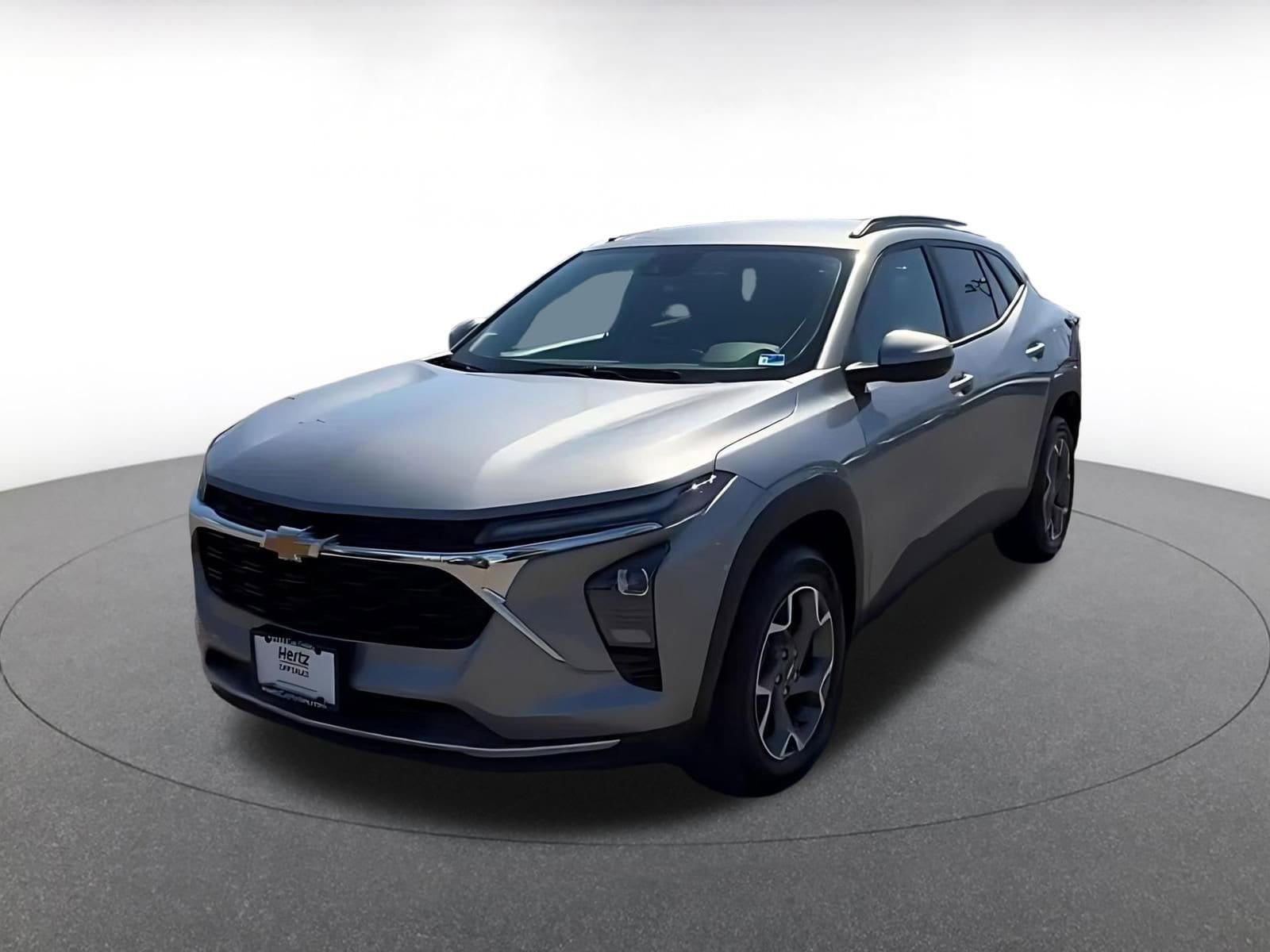 Thumbnail: 2025 Chevrolet Trax - 7