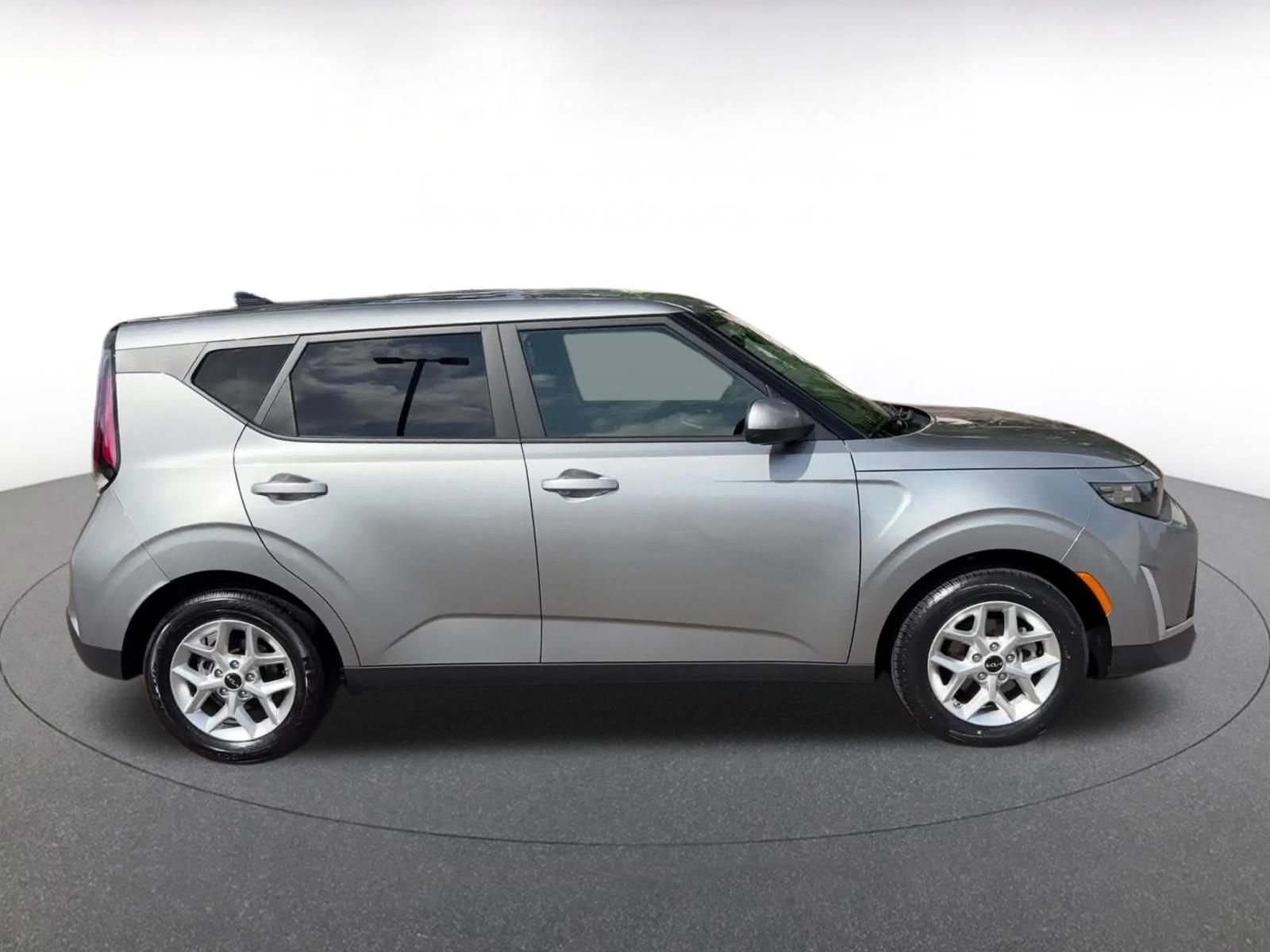 Thumbnail: 2025 Kia Soul - 16