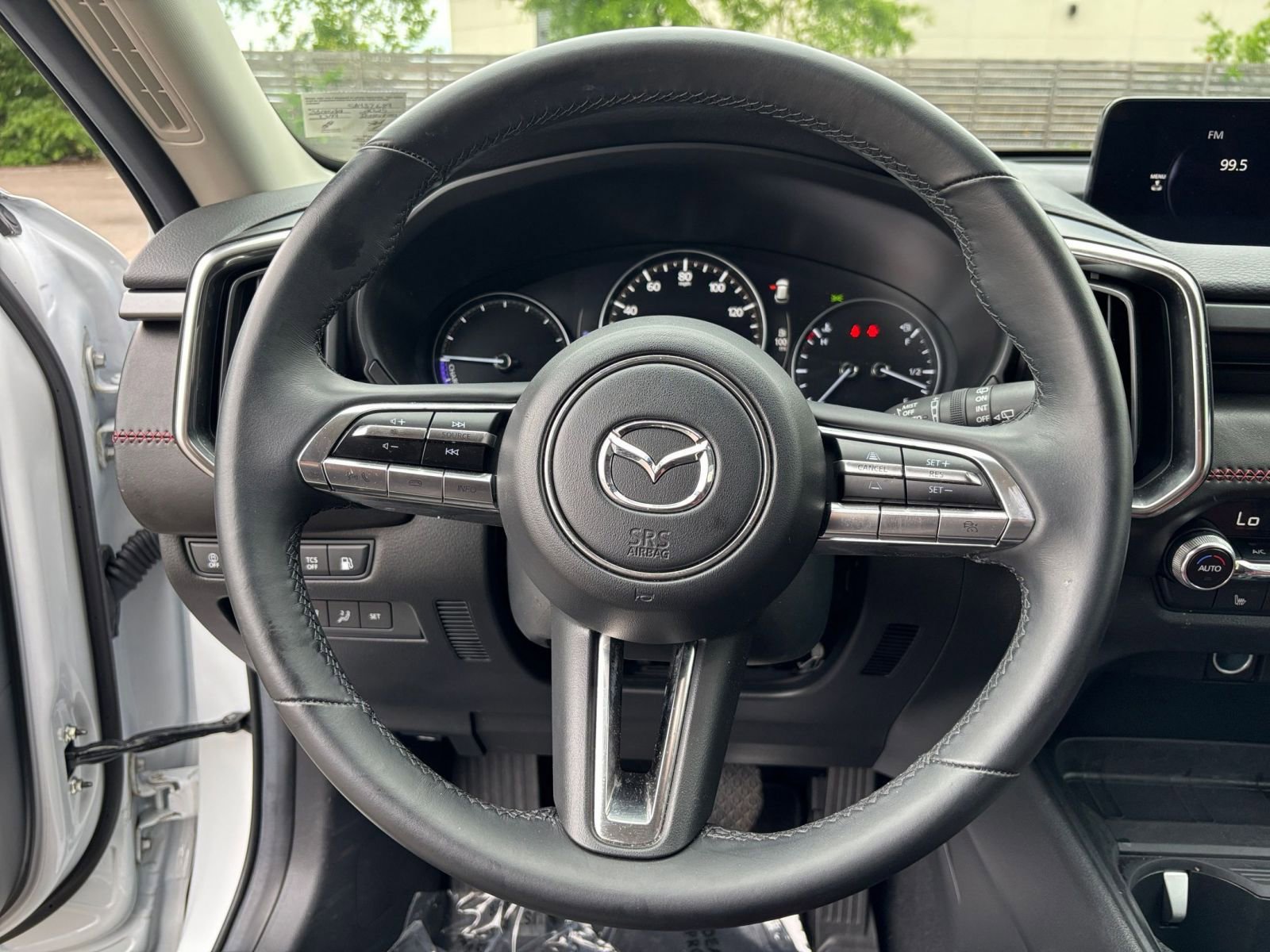 Thumbnail: 2025 Mazda CX-50 - 30