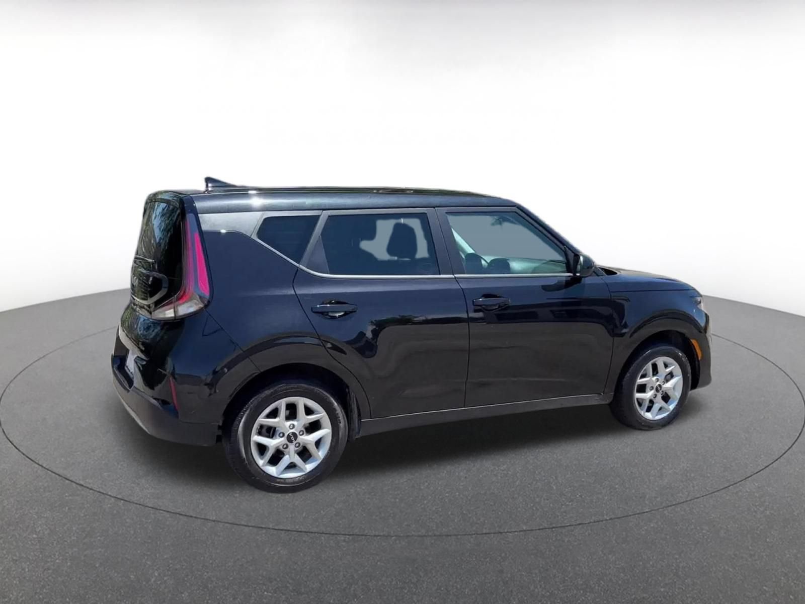 Thumbnail: 2025 Kia Soul - 12