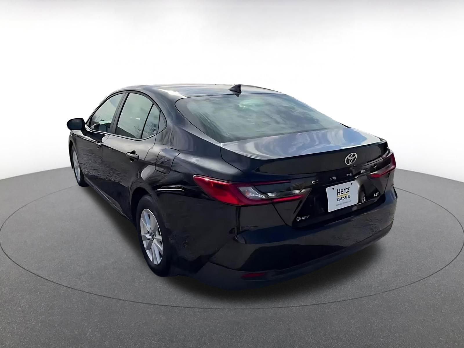 Thumbnail: 2025 Toyota Camry - 11