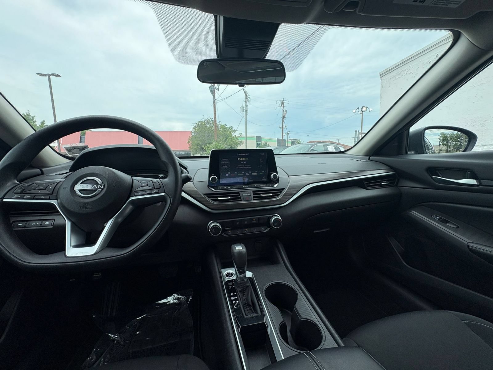 Thumbnail: 2025 Nissan Altima - 33