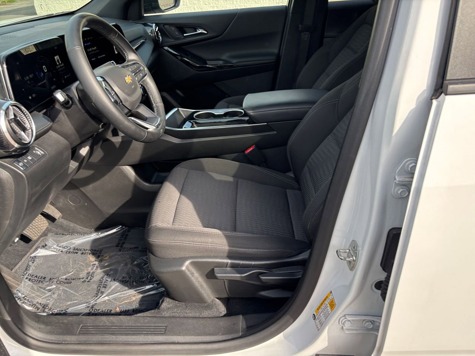 Thumbnail: 2025 Chevrolet Equinox - 28