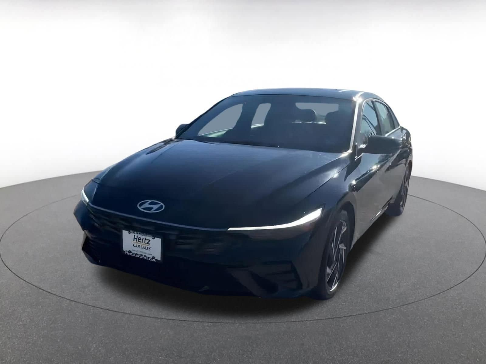 Thumbnail: 2025 Hyundai Elantra - 4