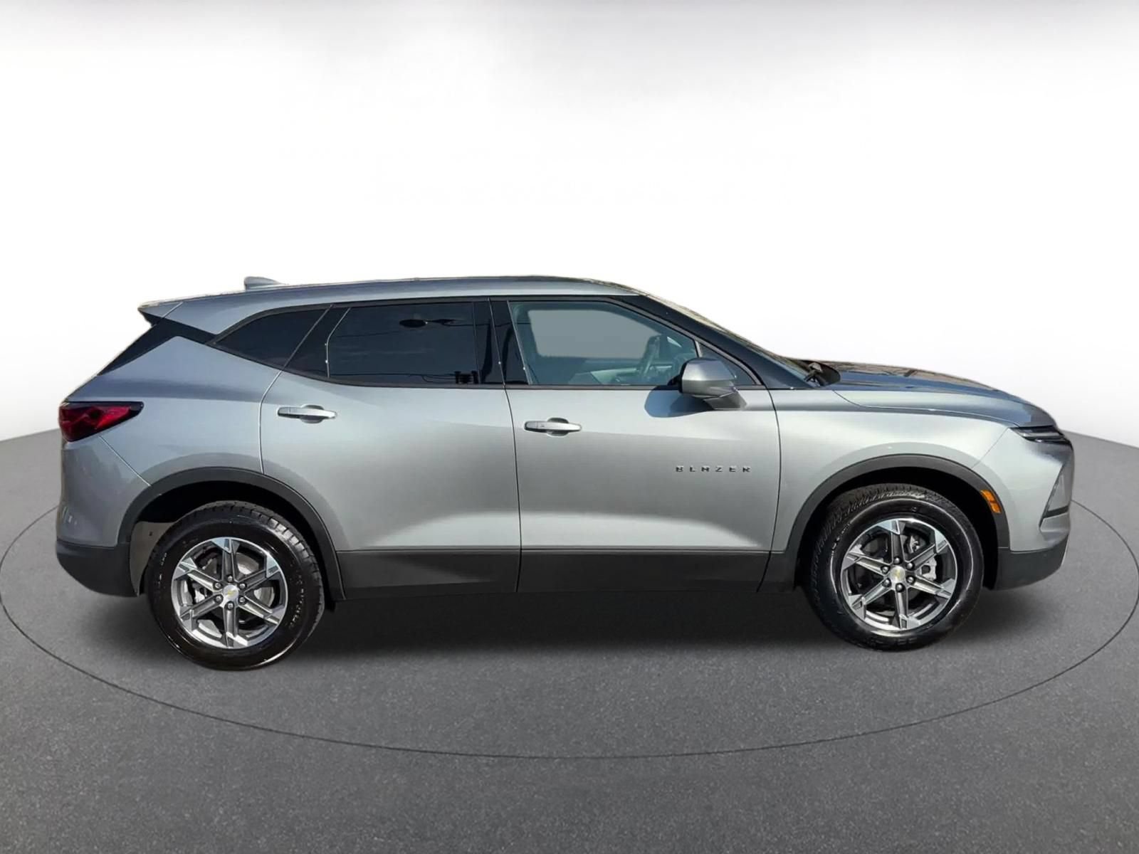 Thumbnail: 2026 Chevrolet Blazer - 15