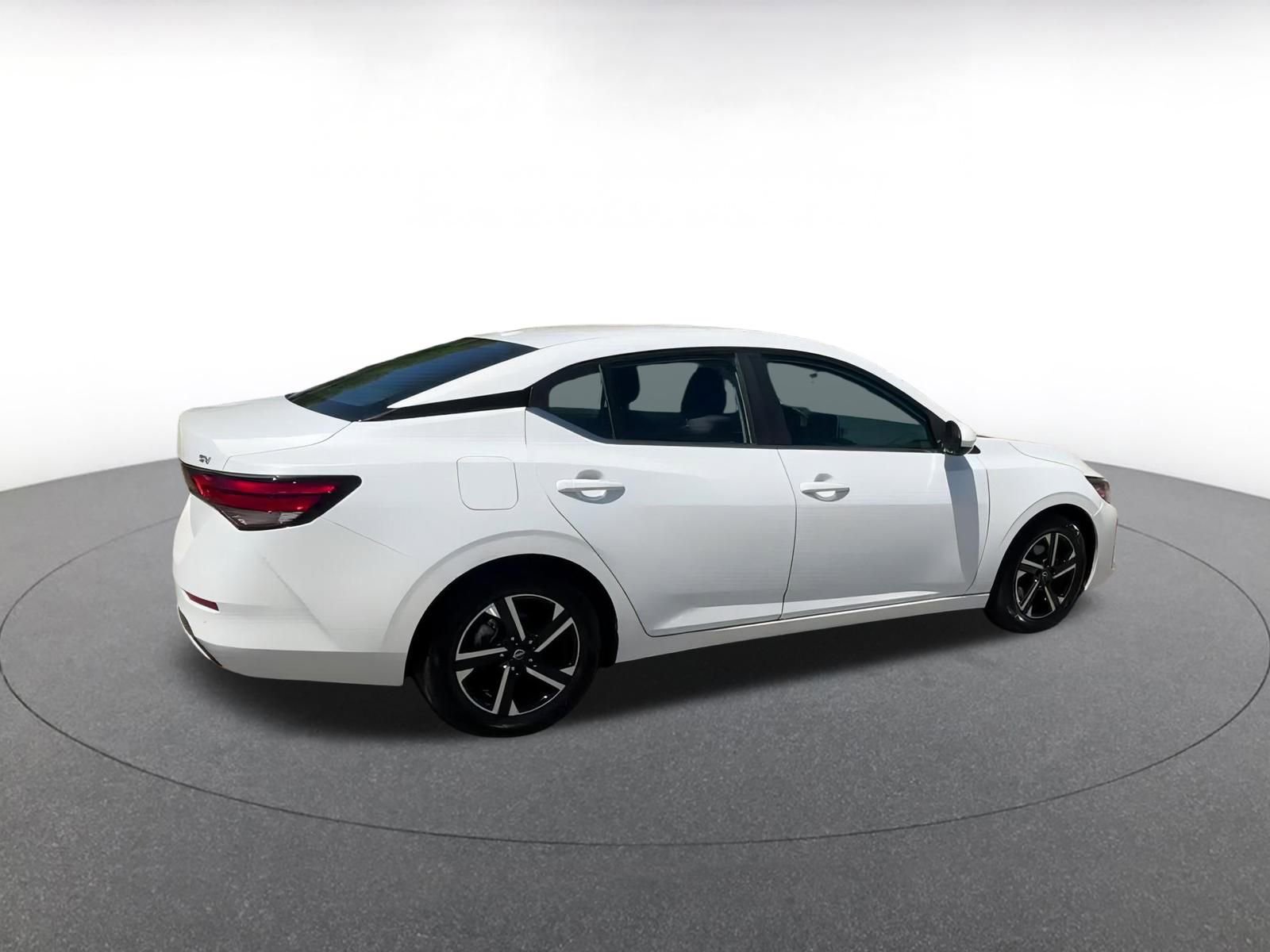 Thumbnail: 2024 Nissan Sentra - 15