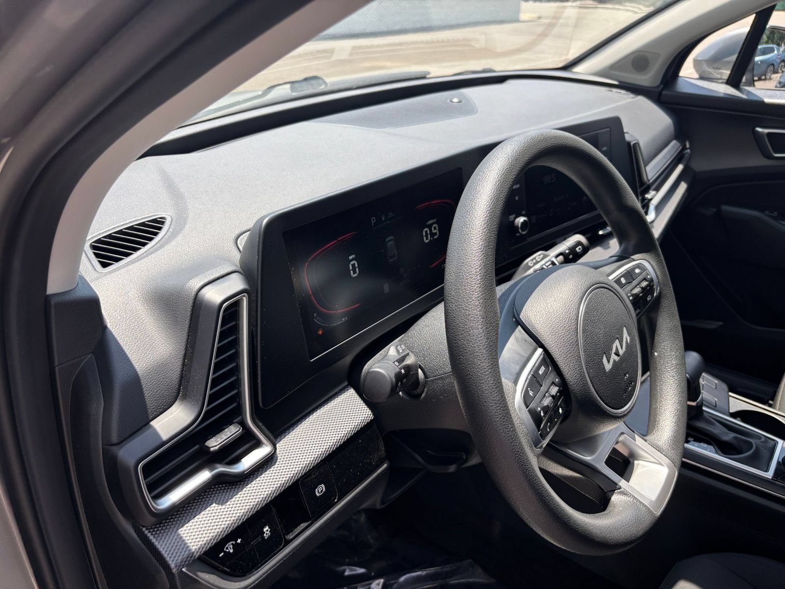 Thumbnail: 2025 Kia Sportage - 34