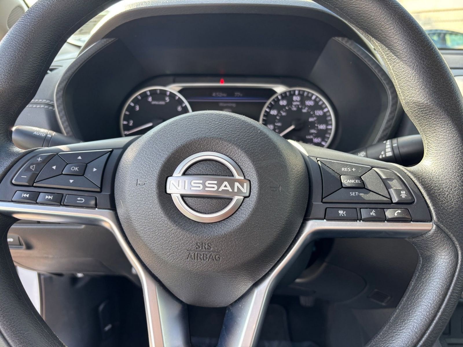 Thumbnail: 2024 Nissan Sentra - 25