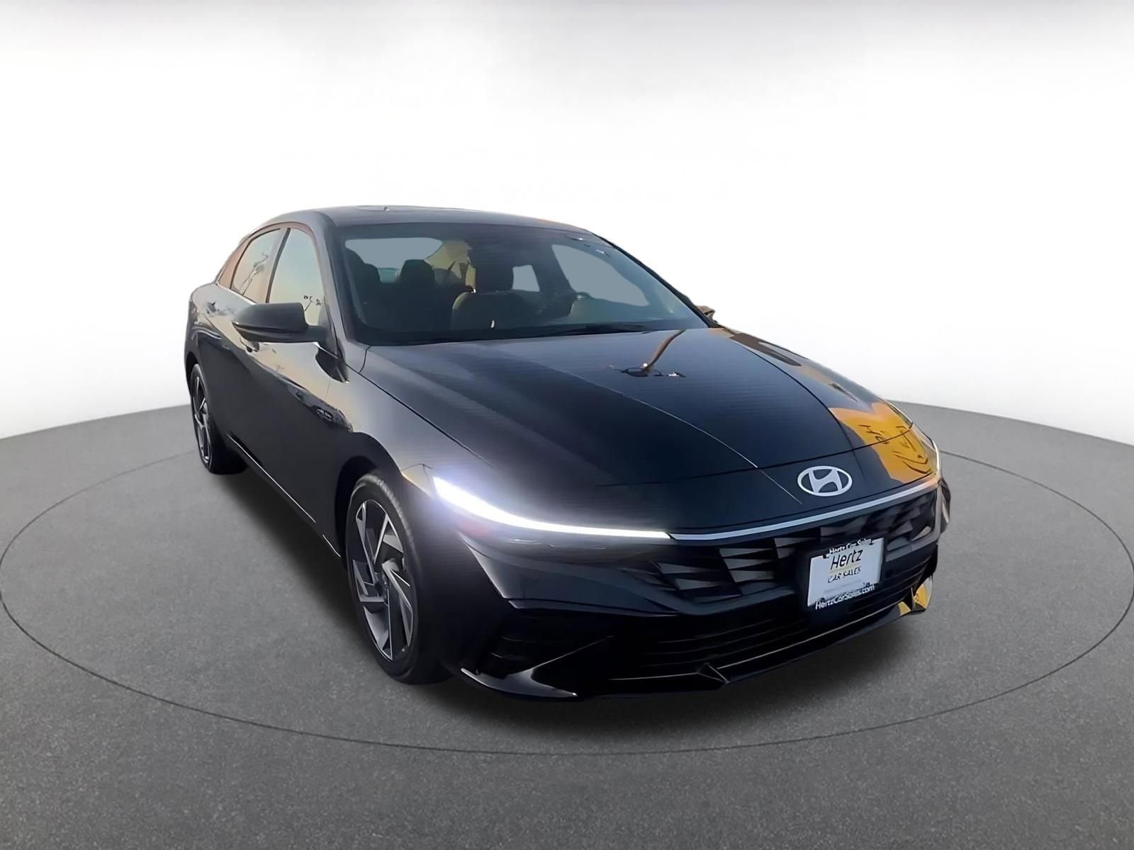 Thumbnail: 2025 Hyundai Elantra - 3