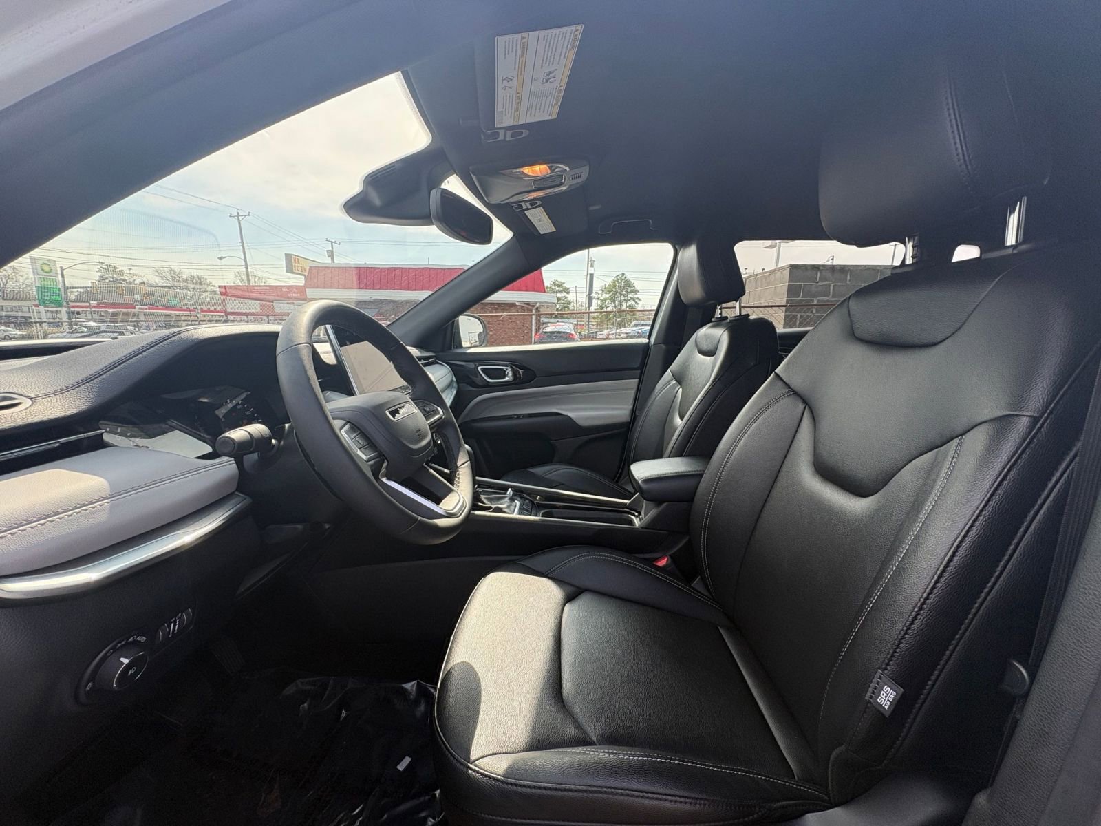 Thumbnail: 2025 Jeep Compass - 28