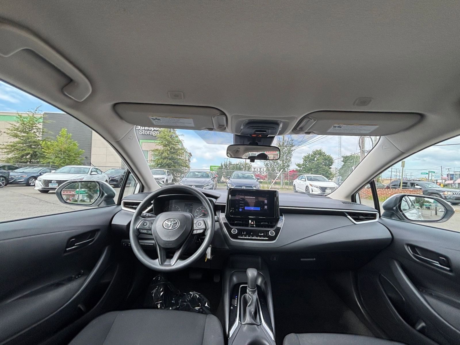 Thumbnail: 2024 Toyota Corolla - 31