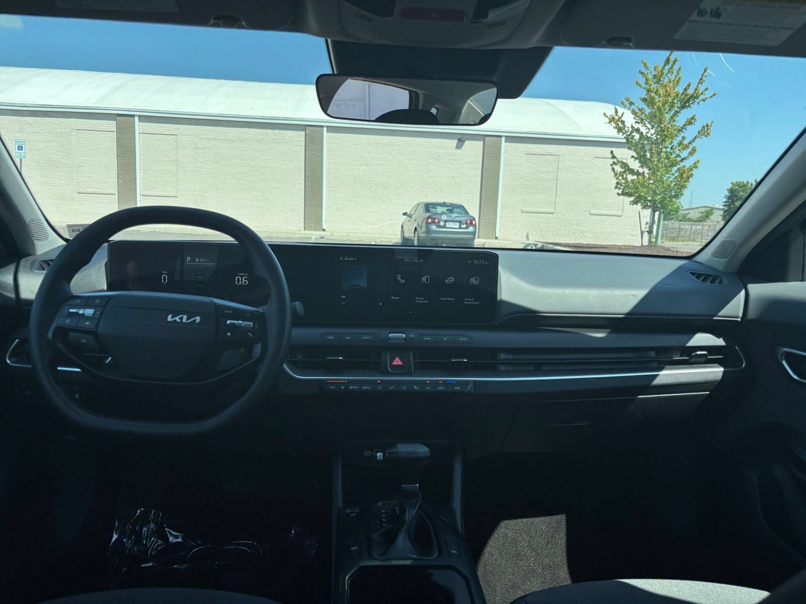 Thumbnail: 2025 Kia K4 - 28