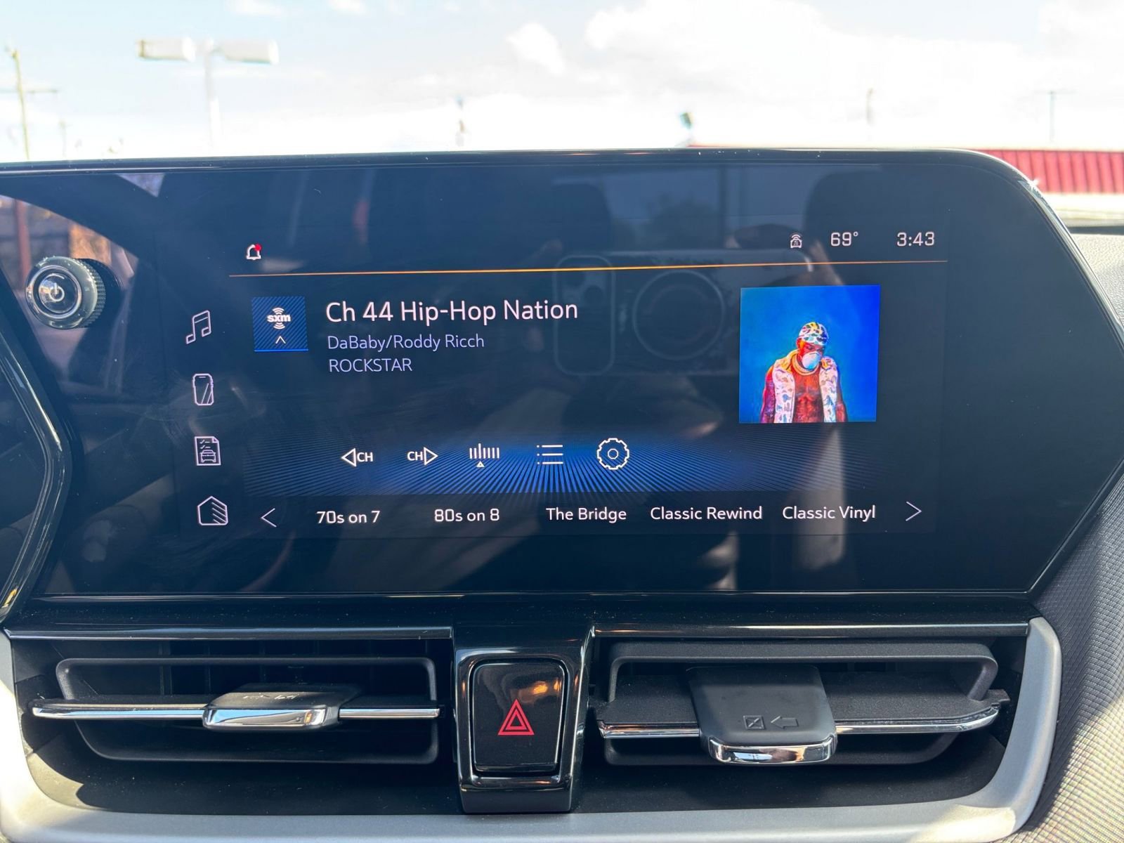 Thumbnail: 2025 Chevrolet TrailBlazer - 21