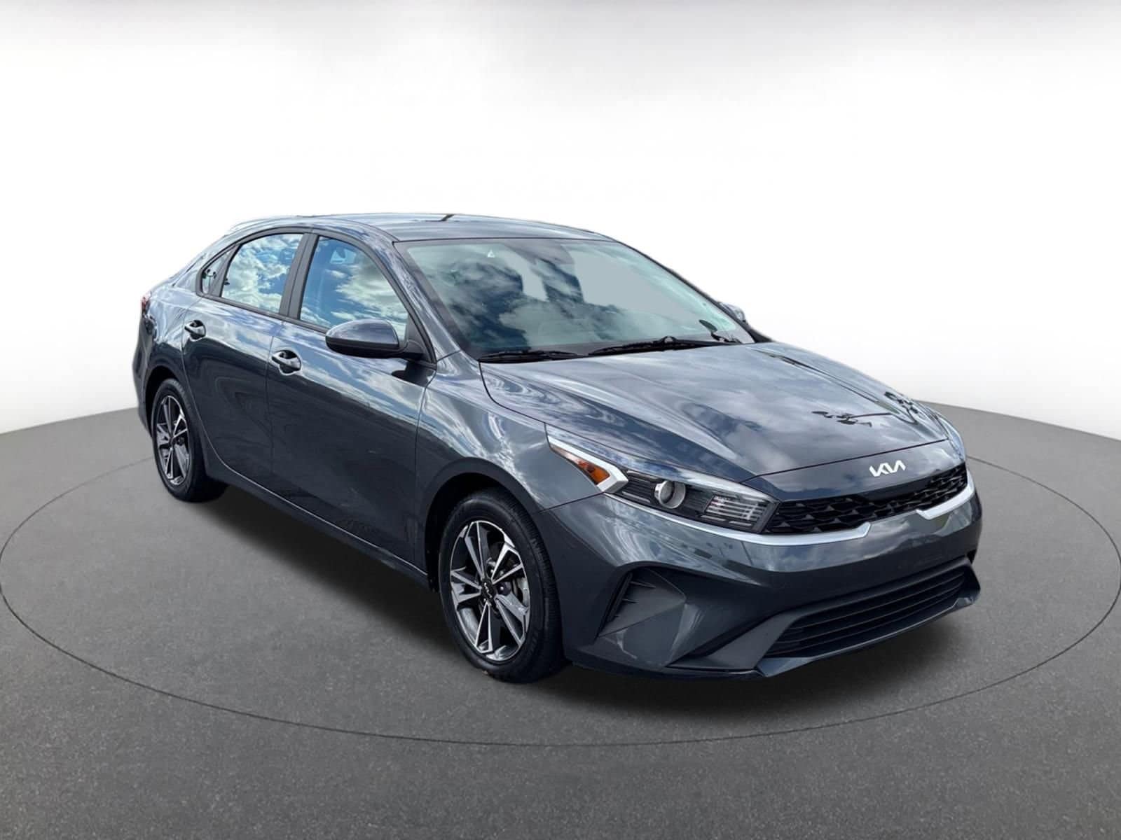 Thumbnail: 2023 Kia Forte - 1
