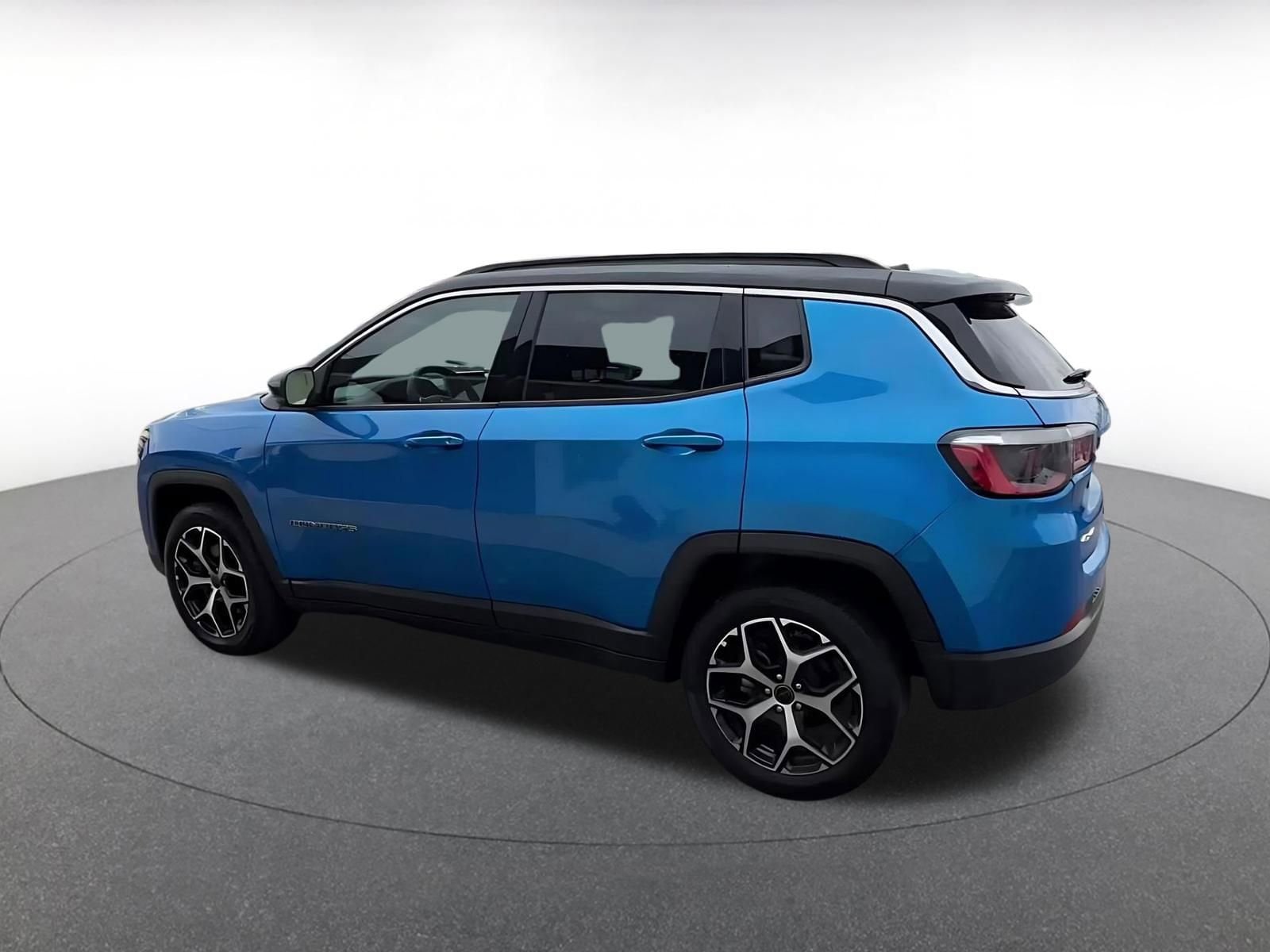 Thumbnail: 2025 Jeep Compass - 10