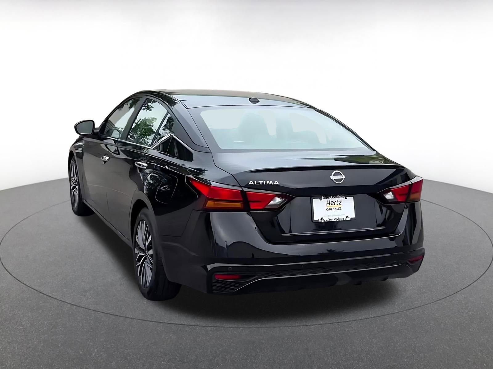 Thumbnail: 2025 Nissan Altima - 11