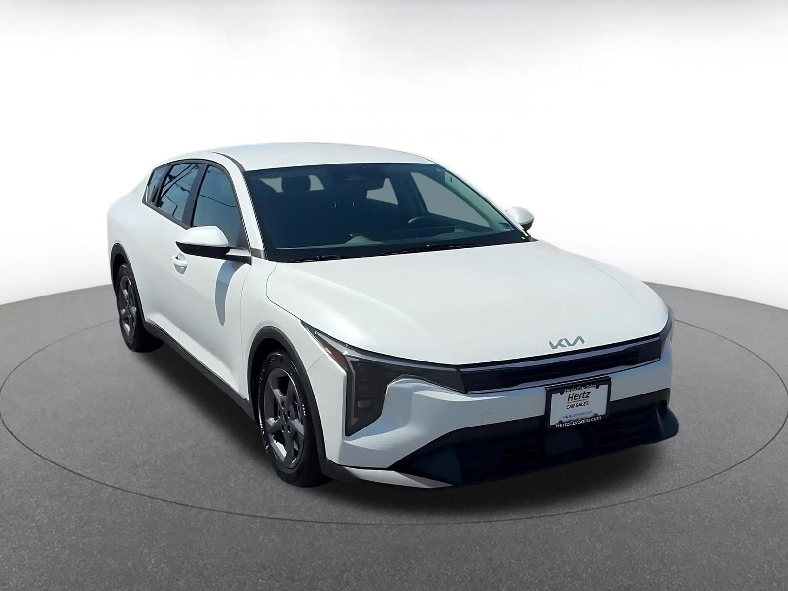 Thumbnail: 2025 Kia K4 - 3