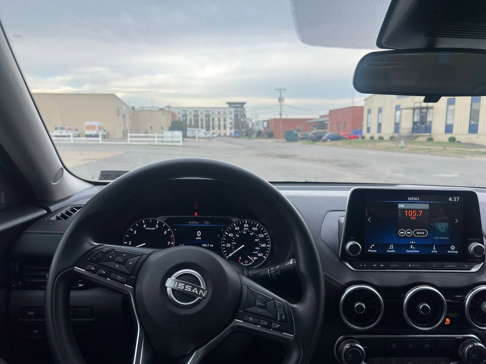 Thumbnail: 2024 Nissan Sentra - 32