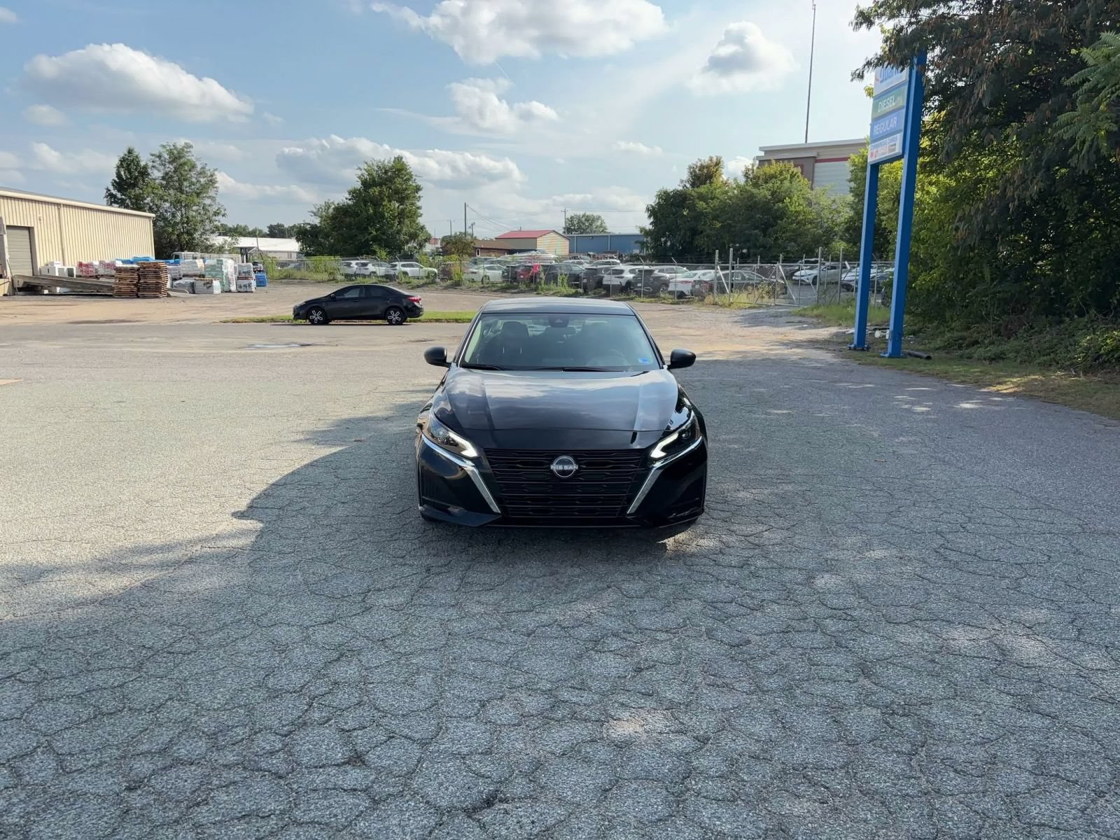 Thumbnail: 2025 Nissan Altima - 4