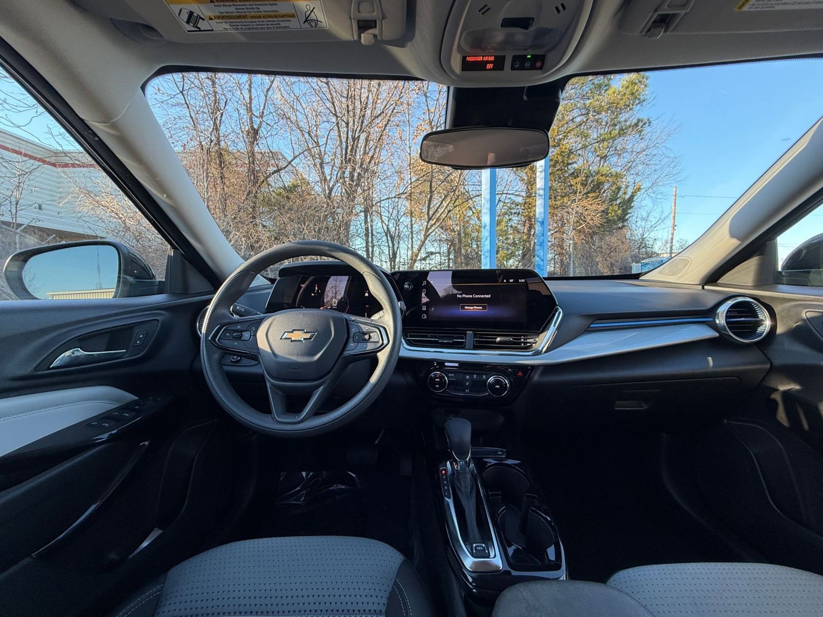 Thumbnail: 2025 Chevrolet Trax - 31