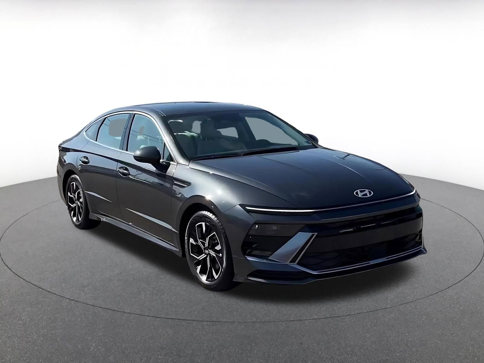 Thumbnail: 2025 Hyundai Sonata - 3