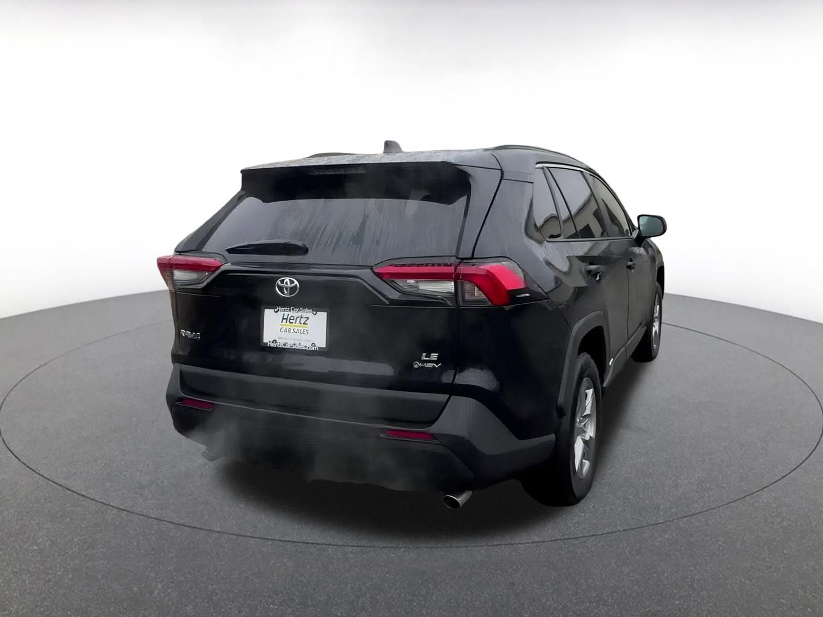 Thumbnail: 2025 Toyota RAV4 - 15