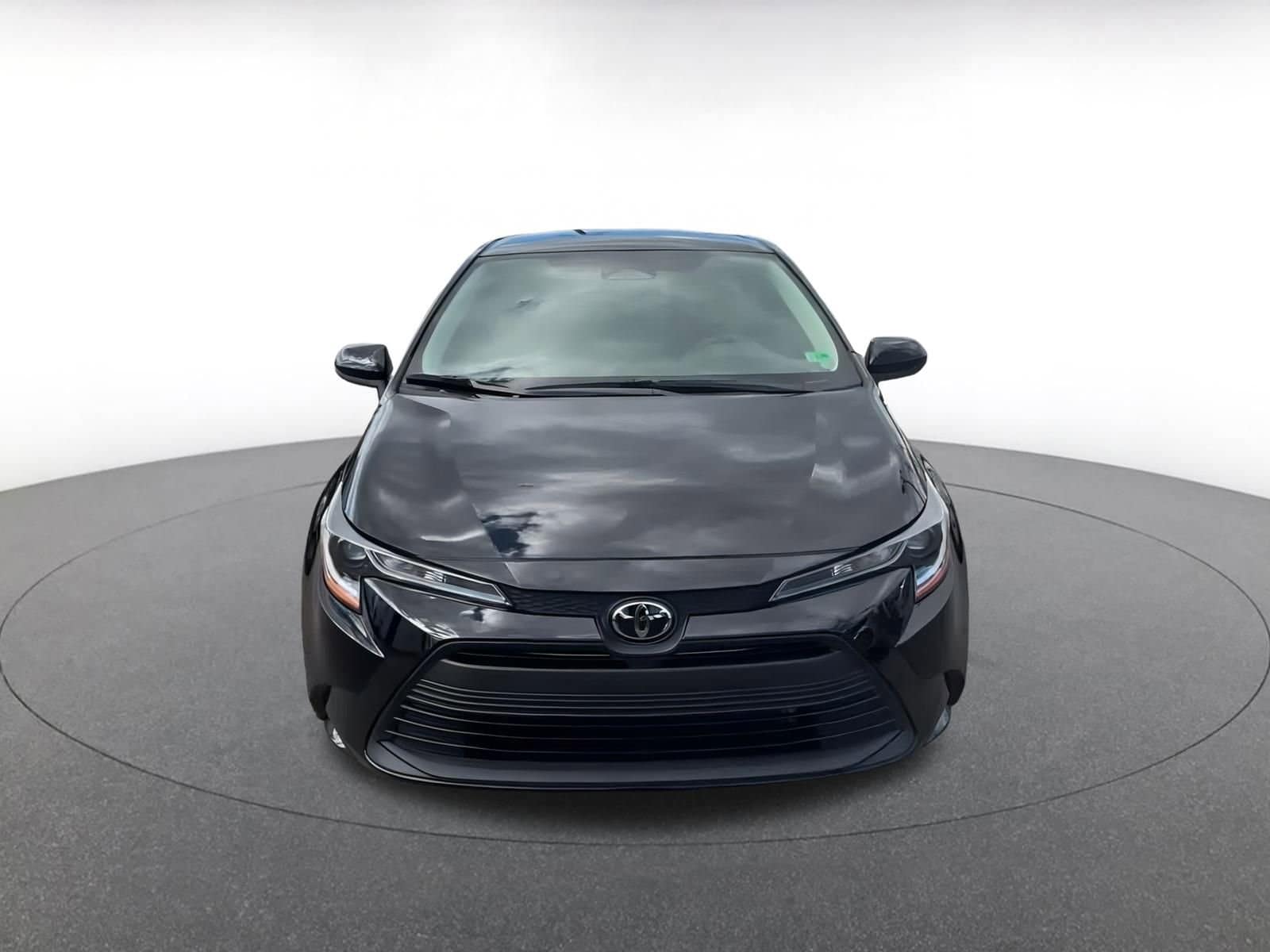 Thumbnail: 2024 Toyota Corolla - 4