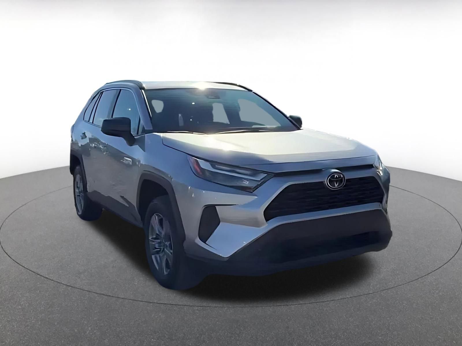 Thumbnail: 2025 Toyota RAV4 - 3