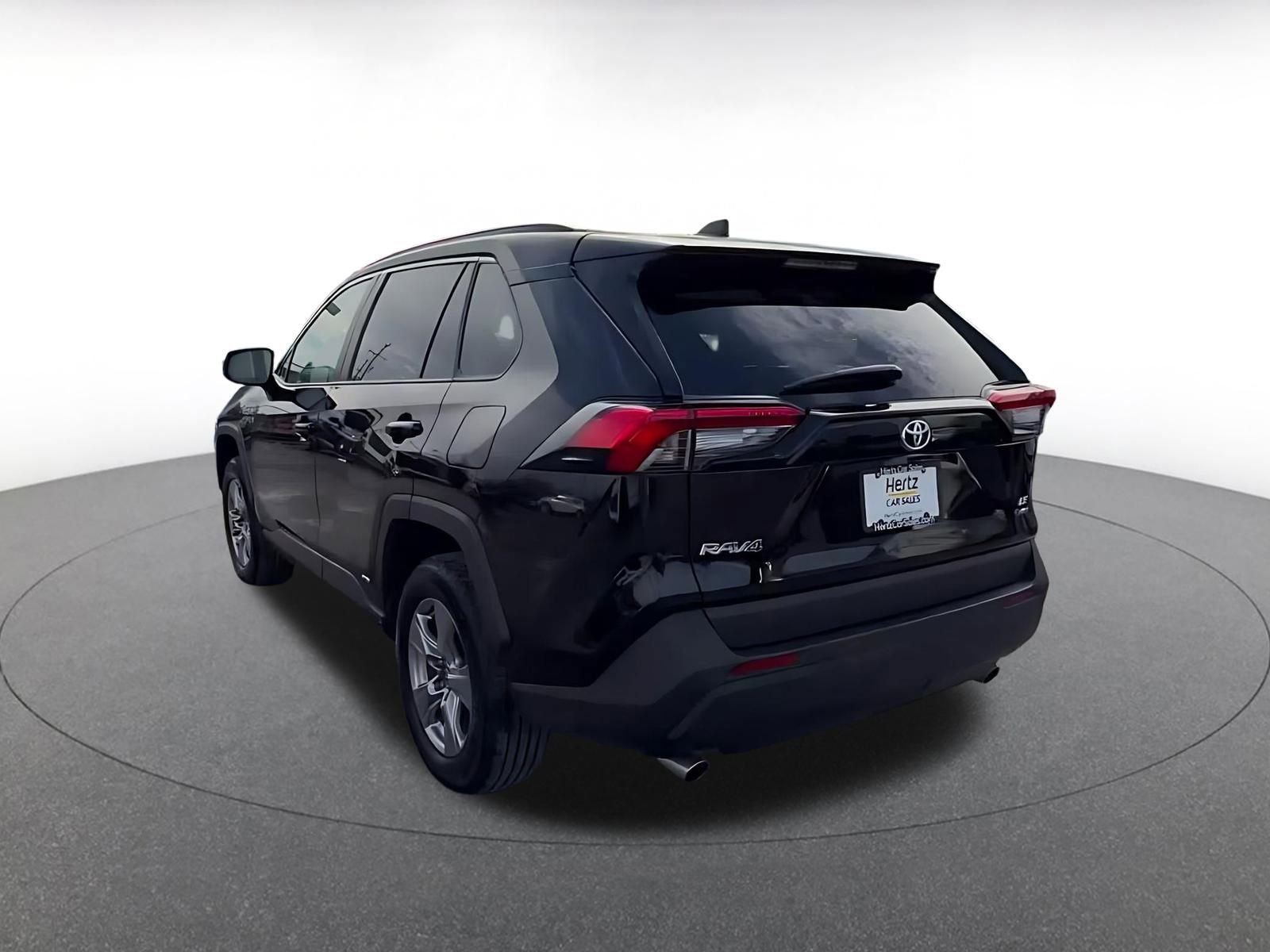 Thumbnail: 2025 Toyota RAV4 - 11