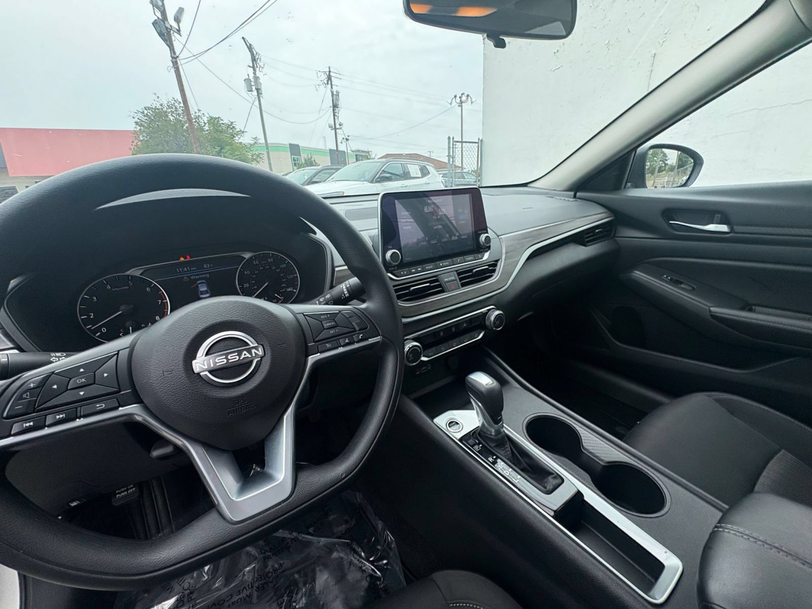 Thumbnail: 2025 Nissan Altima - 32
