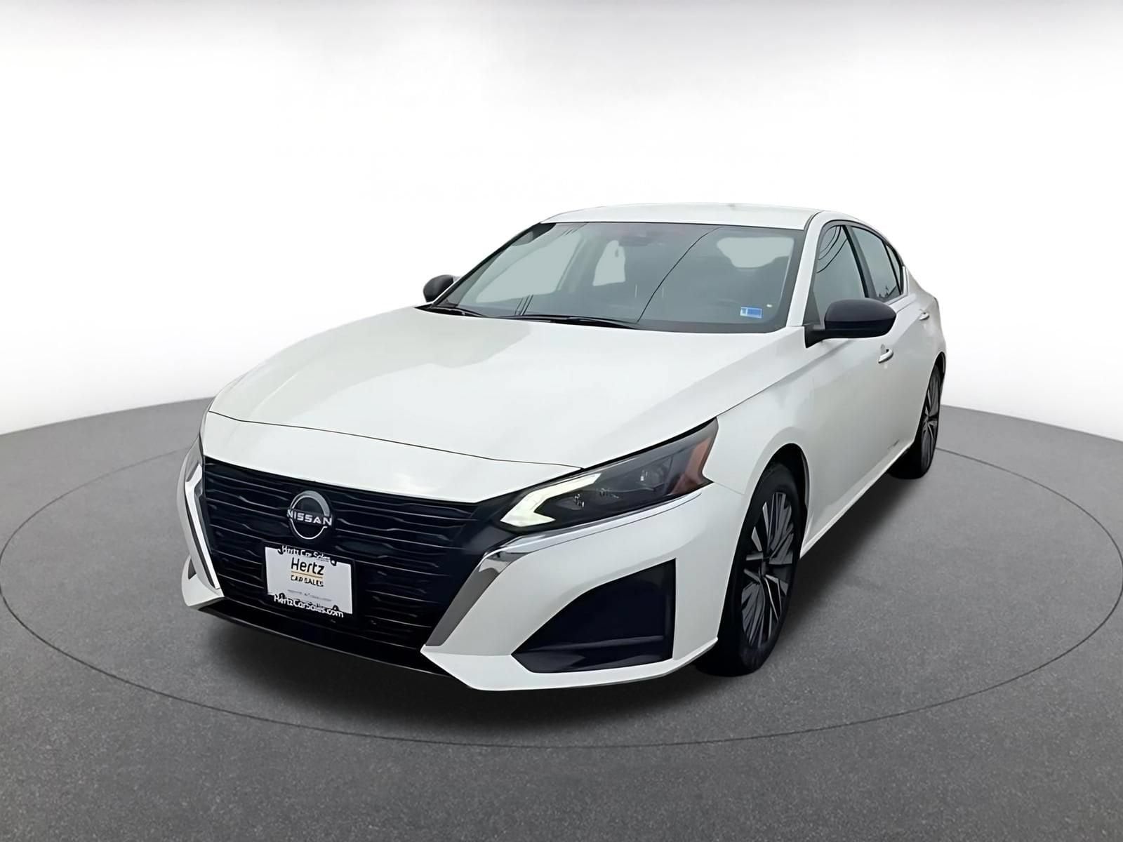 Thumbnail: 2025 Nissan Altima - 7
