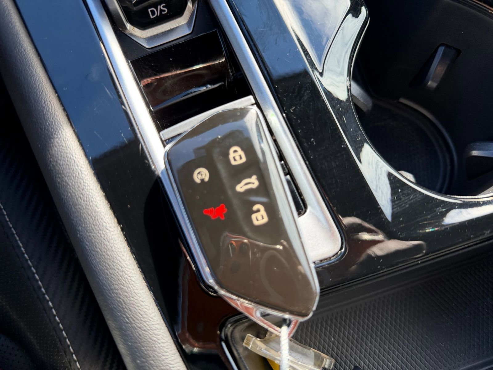 Thumbnail: 2025 Volkswagen Atlas - 23