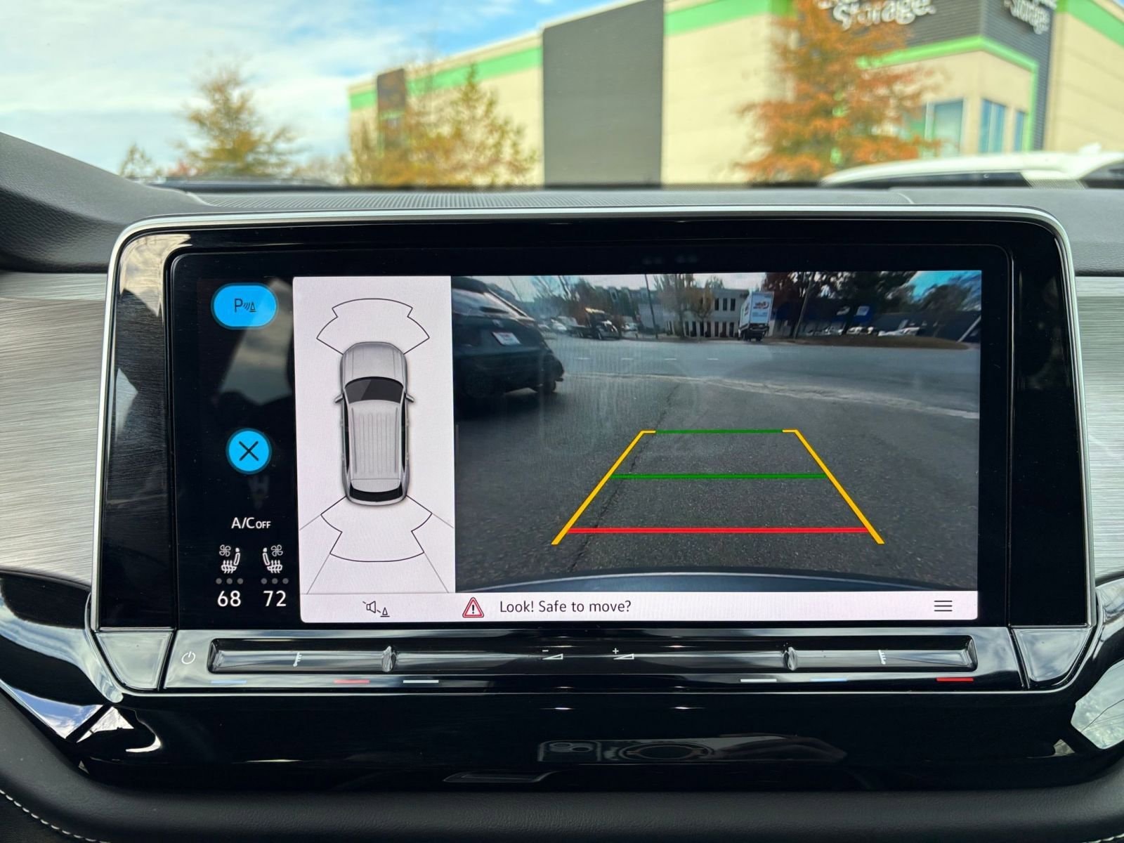 Thumbnail: 2025 Volkswagen Atlas - 17