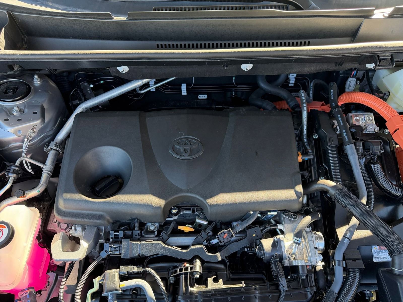 Thumbnail: 2025 Toyota RAV4 - 31