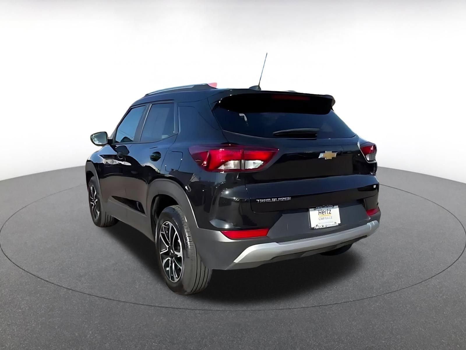 Thumbnail: 2025 Chevrolet TrailBlazer - 11